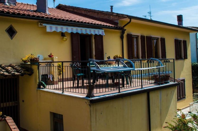 Casa Ricciardi Διαμέρισμα Chianni Εξωτερικό φωτογραφία