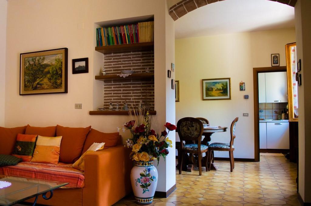Casa Ricciardi Διαμέρισμα Chianni Εξωτερικό φωτογραφία