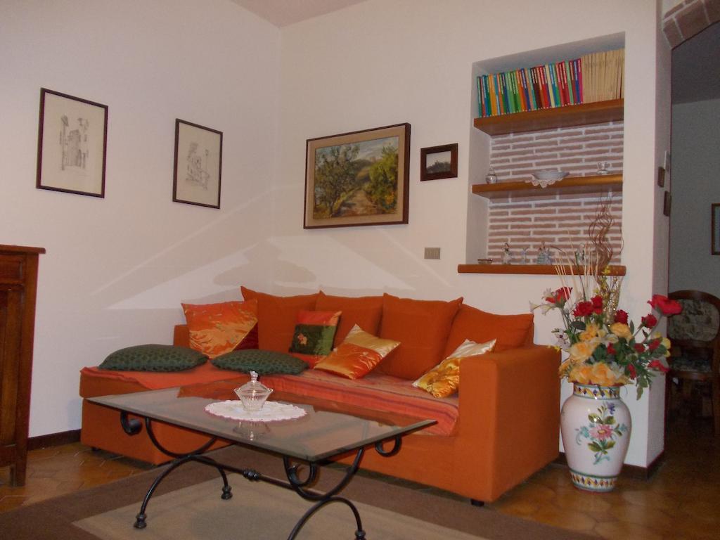 Casa Ricciardi Διαμέρισμα Chianni Δωμάτιο φωτογραφία