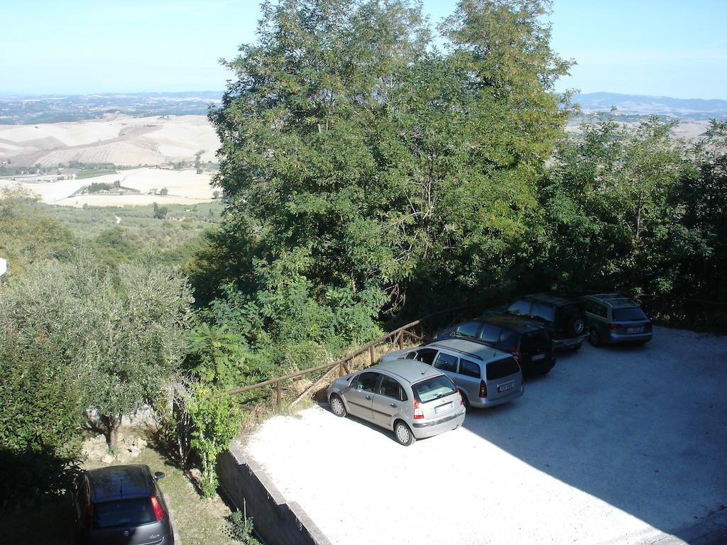 Casa Ricciardi Διαμέρισμα Chianni Εξωτερικό φωτογραφία